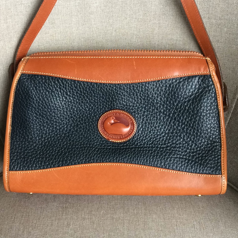 Vintage Dooney & Bourke Purse 👜